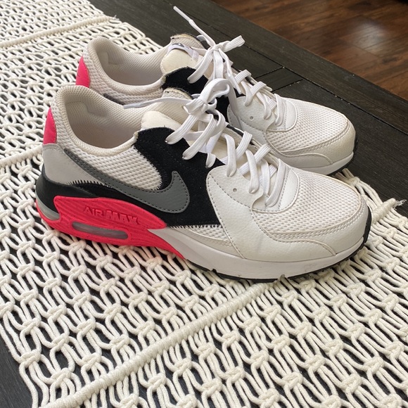 Nike Air Max, women’s, 7.5, used, worn a couple times, no box - Picture 2 of 7